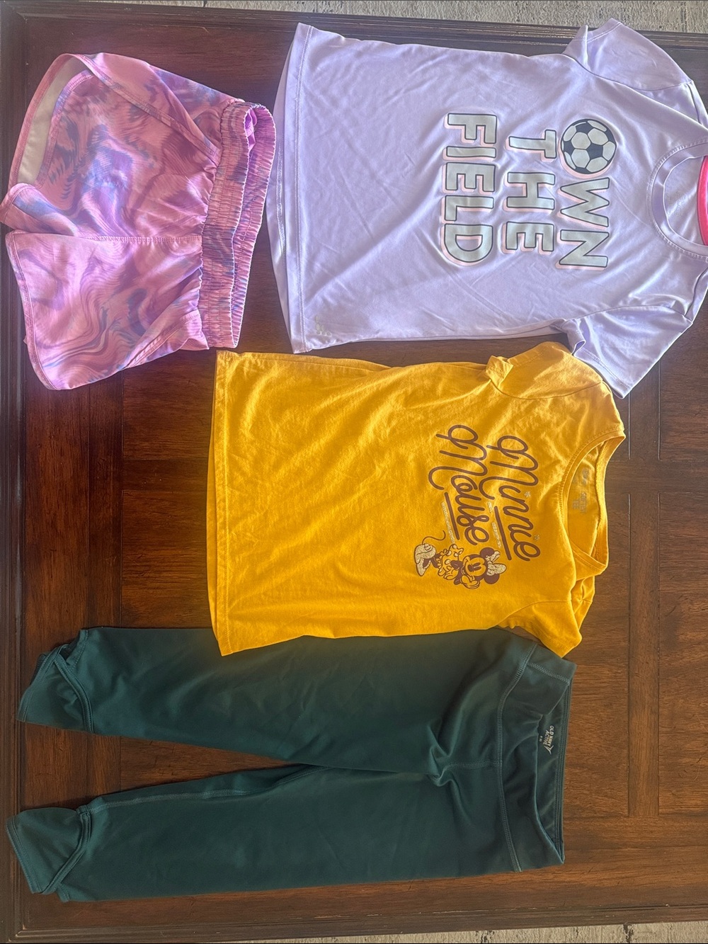 2 T-Shirts, 1 pair of shorts and 1 pair of Leggings - Size 8